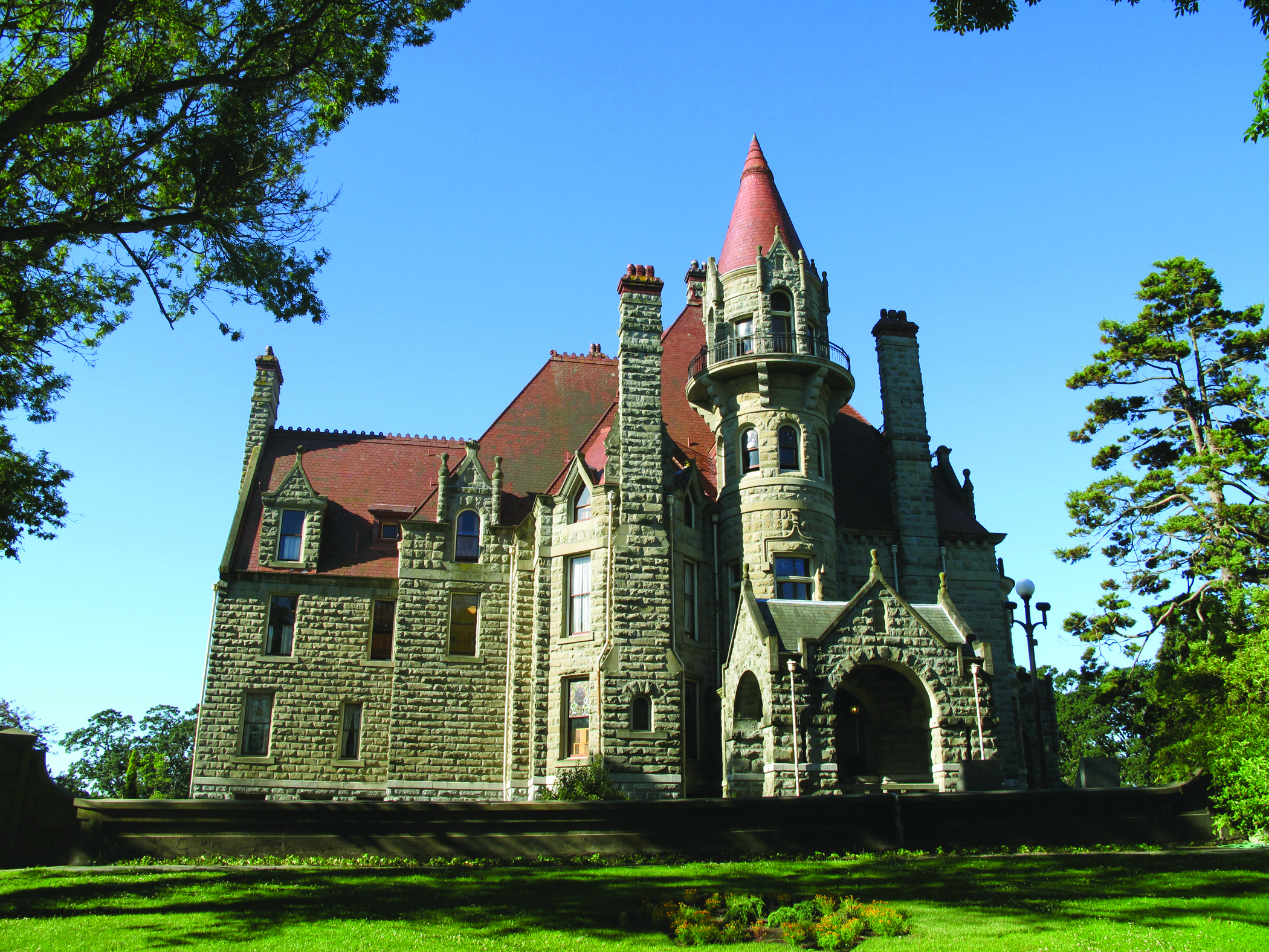 Castle do am. Замок крэйгдарроч Кастл. Особняки из камня в замковом стиле средневековья. Замок Линдендорф. Небольшой замок.