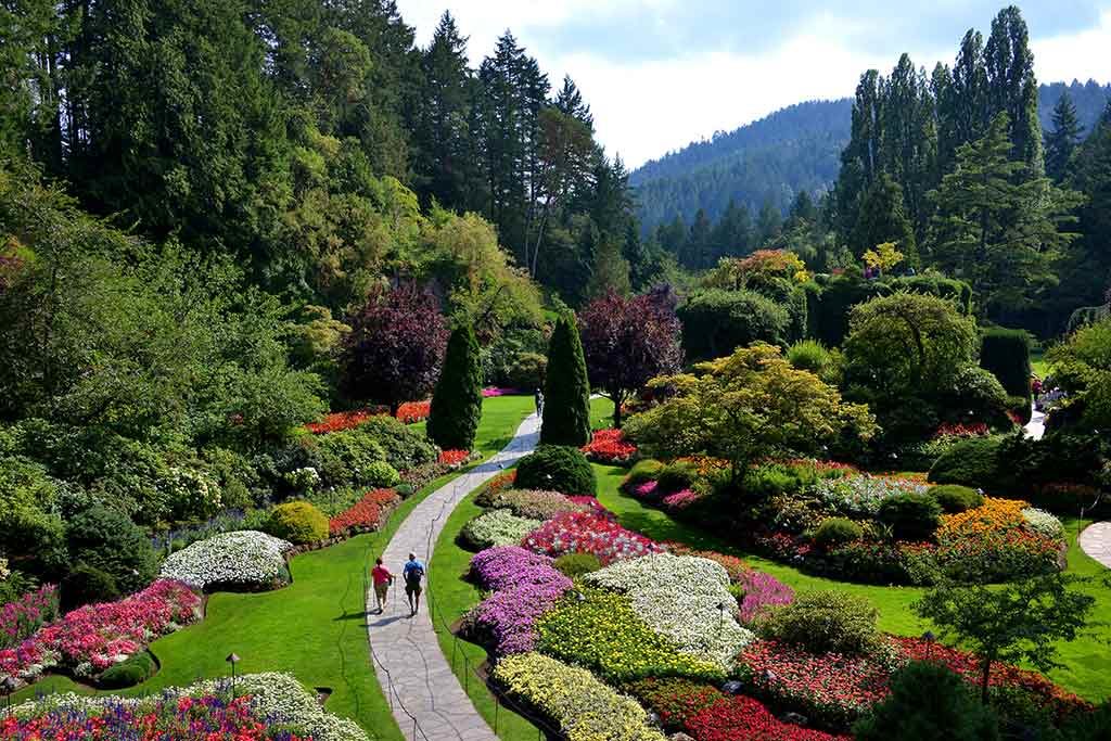 How to Get to The Butchart Gardens | Clipper Vacations Magazine